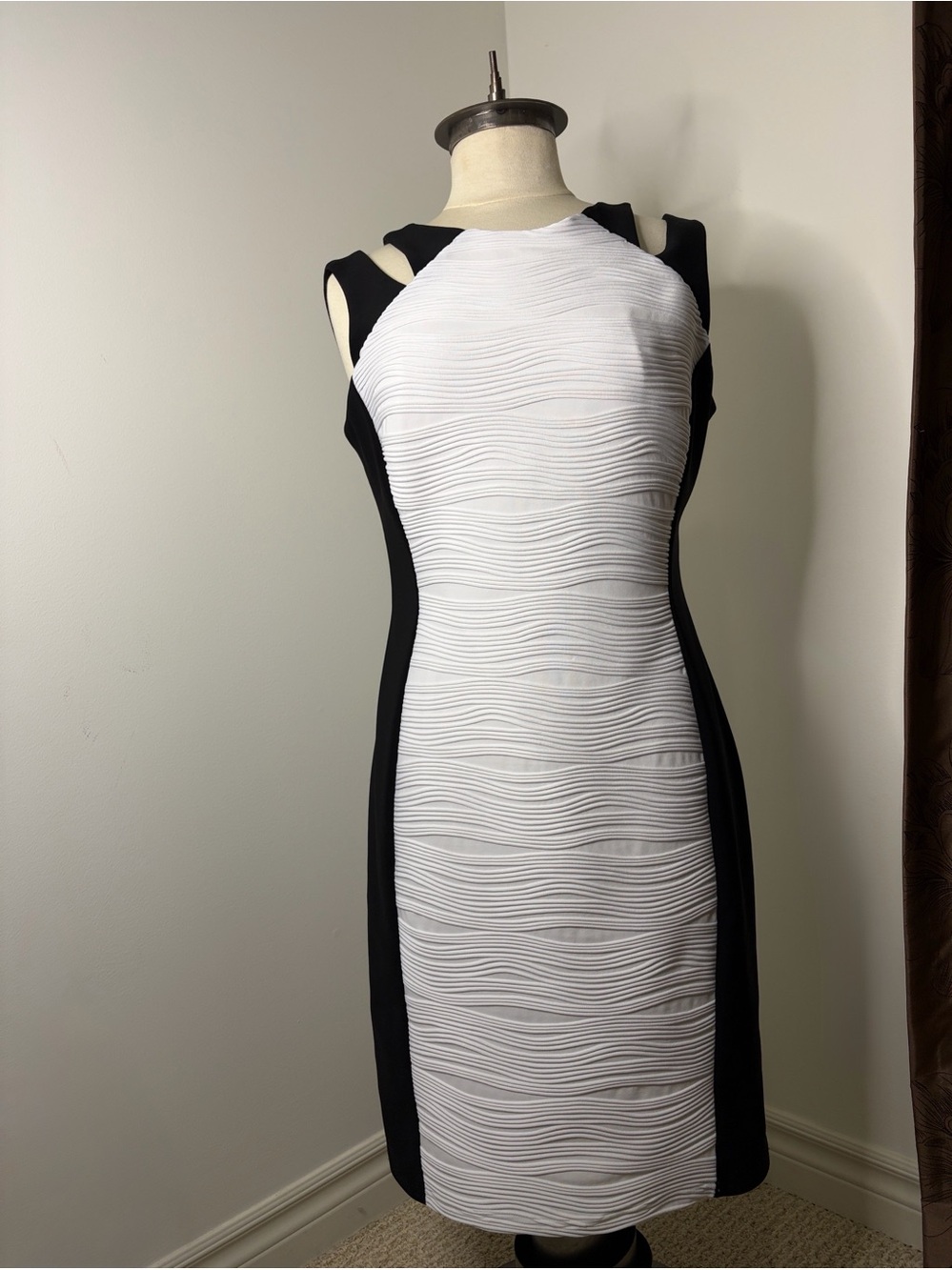 JOSEPH RIBKOFF Black & White Textured Midi Dress SIZE 14